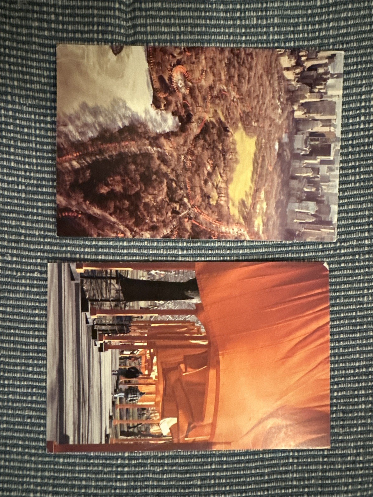 2 Postcard Christo & Jeanne-Claude, The Gates, Central Park NYC 2 Postcard Christo & Jeanne-Claude, The Gates, Central Park NYC