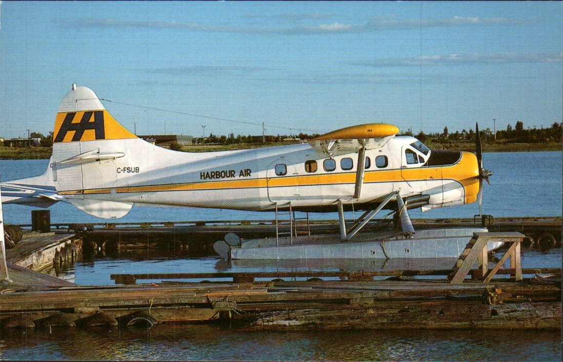 Vancouver BC - Harbour Air DHC-3 Otter Floatplane C-FSUB at Dock - Postcard 1985