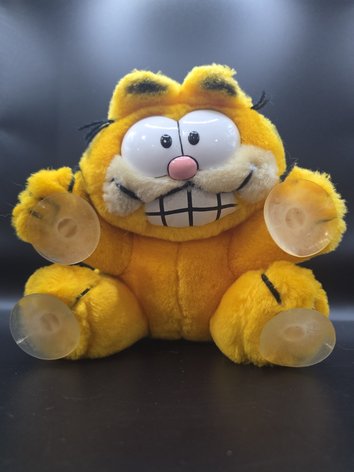 Vintage 80s Garfield Plush Stuck on You Suction Cup Car Window Cling Dakin 1981