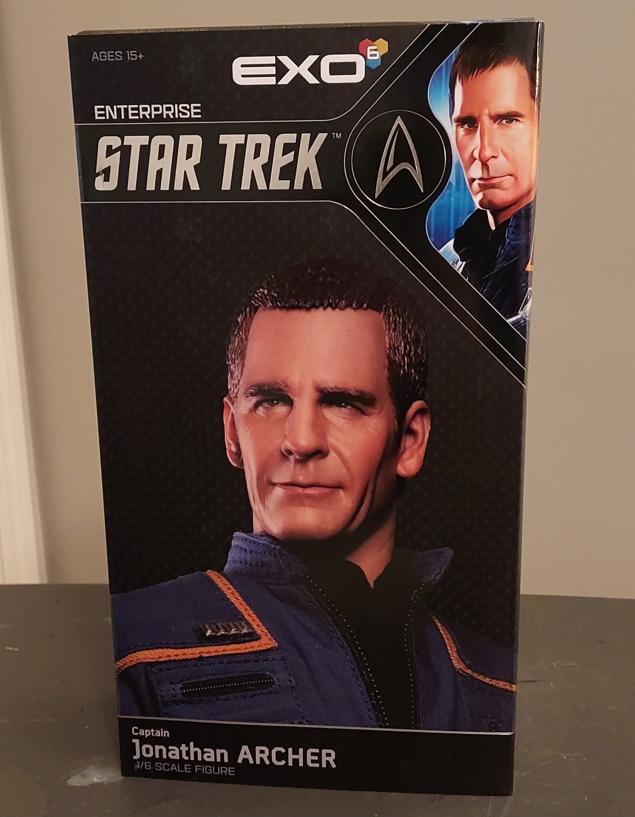 Exo 6 Star Trek Enterprise Captain Jonathan Archer 1/6 Scale Figure Exo 6 Star Trek Enterprise Captain Jonathan Archer 1/6 Scale Figure