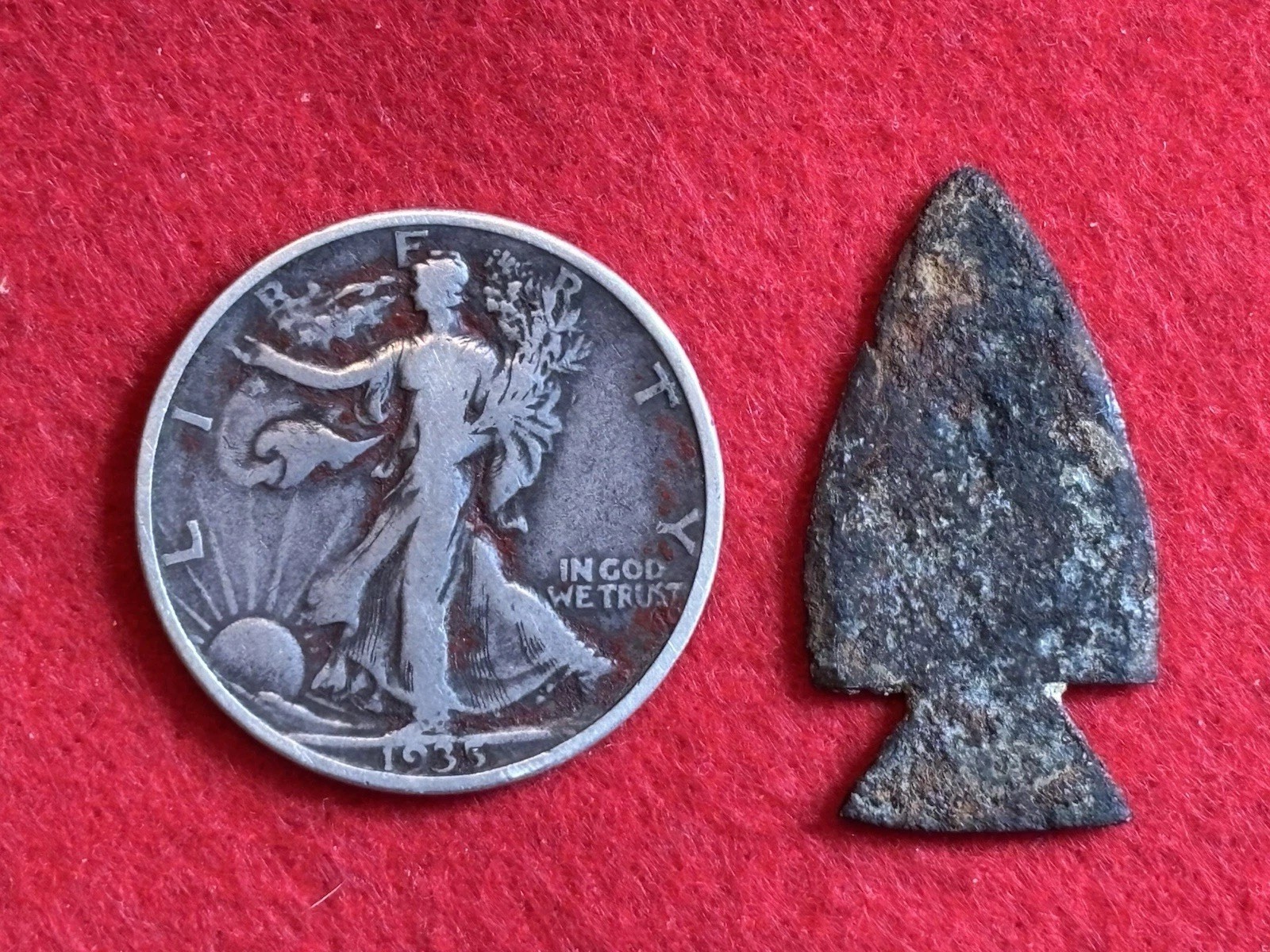 Iron Point Arrowhead  #4 : 1 1/4