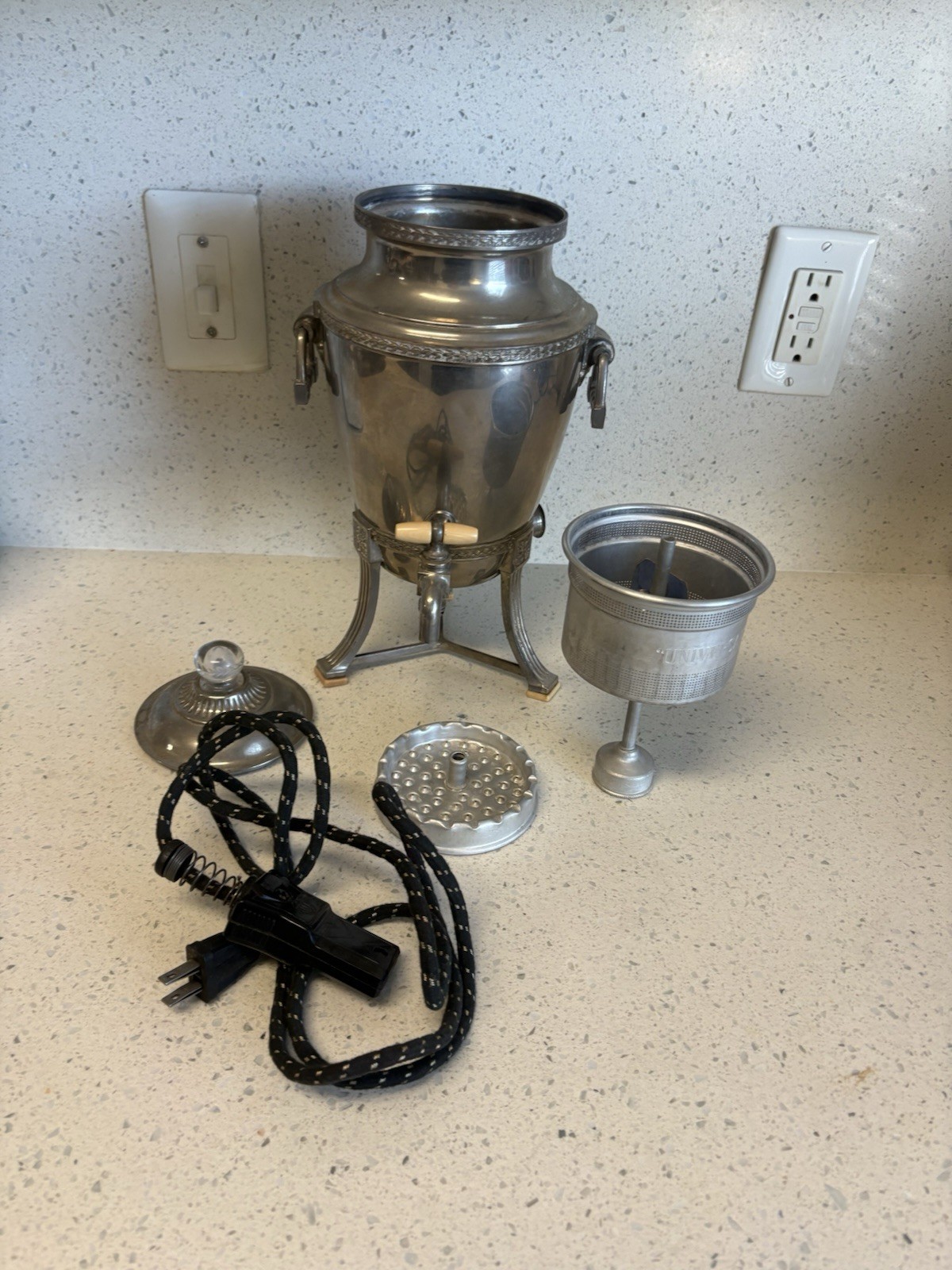 Vintage Universal  Silver Plate Coffee Percolator 9189 Art Deco