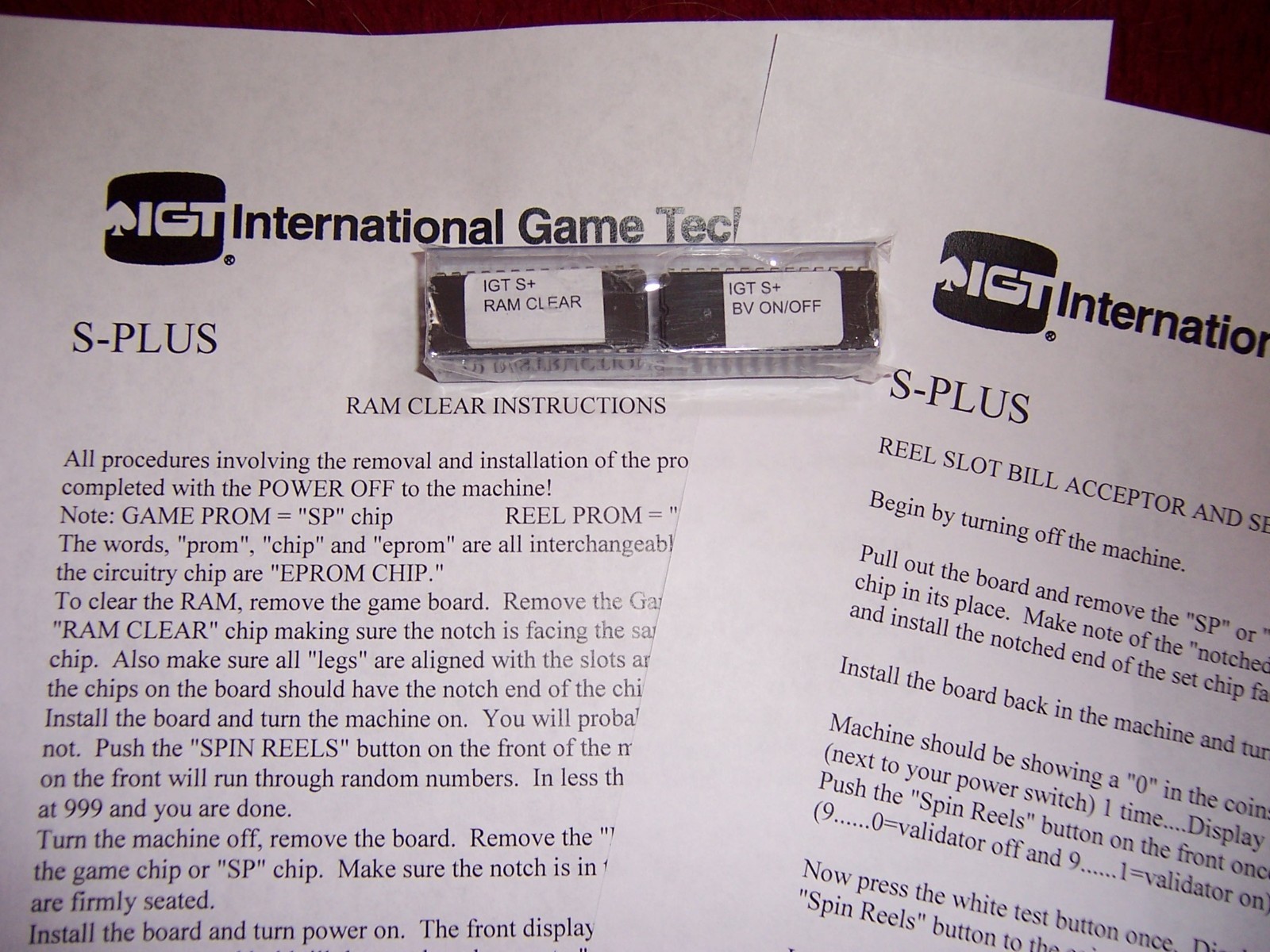 IGT S+ S-Plus Slot machine RAM & BV Bill Validator clear set chips &instructions