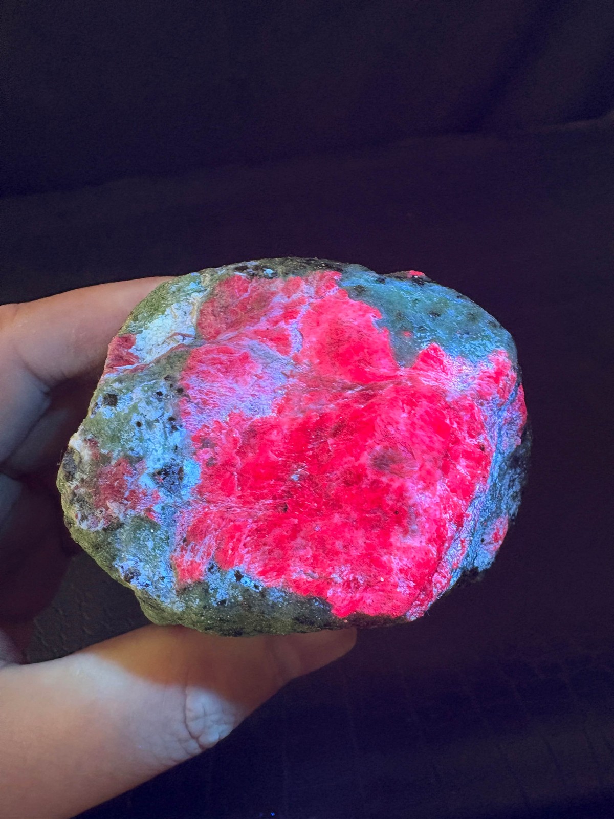 1.19 lb Natural Raw Ruby In Zoisite Rough Crystal Stone Healing UV Glow