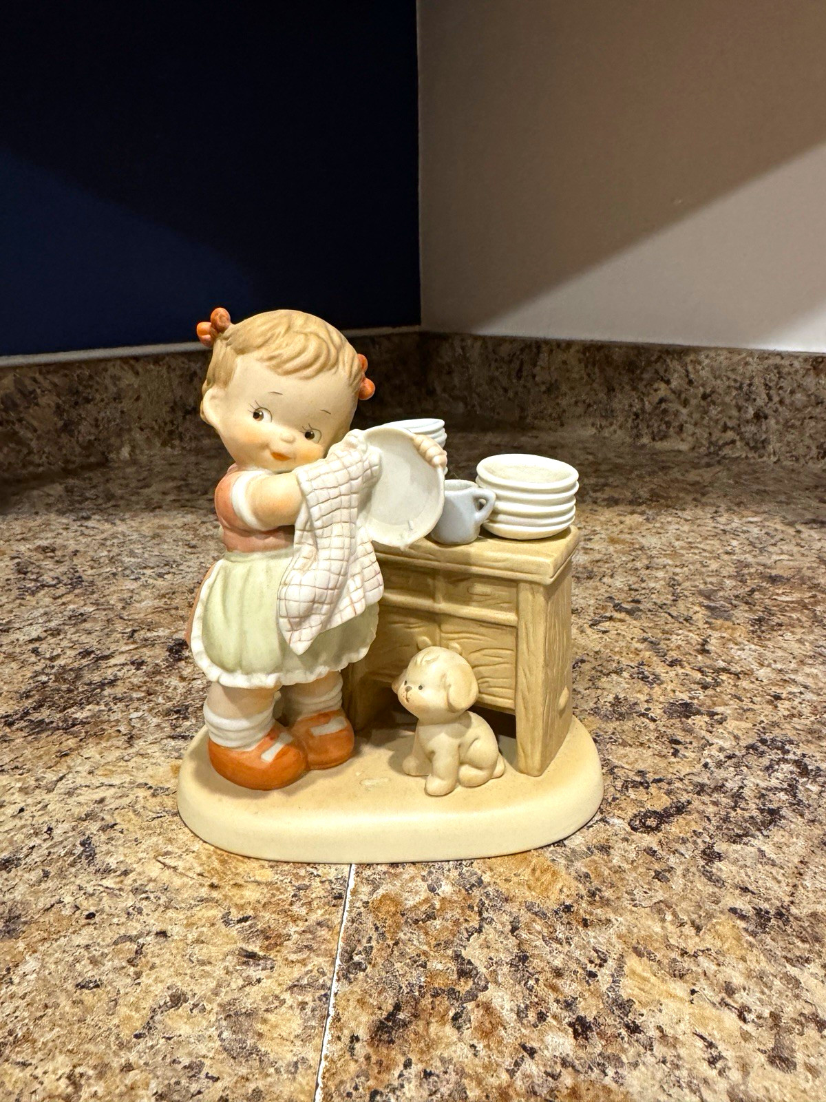 Vintage 1990 Enesco Memories of Yesterday Figurine “Them Dishes Nearly Done” 