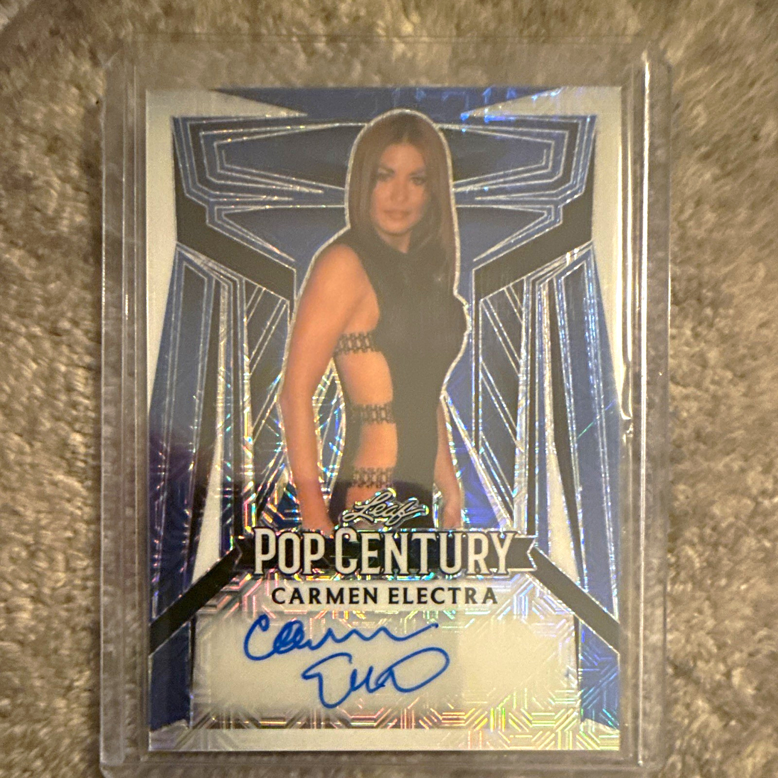 Leaf 2023 Pop Century Carmen Electra Autograph Card BA-CE2 #/12