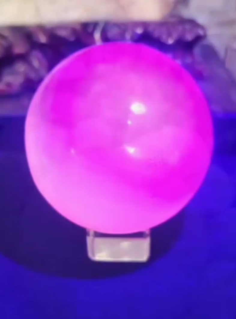 700GRAM Pink Mangano Calcite Sphere UV Reactive Glow Fluorescent Natural Stone 700GRAM Pink Mangano Calcite Sphere UV Reactive Glow Fluorescent Natural Stone