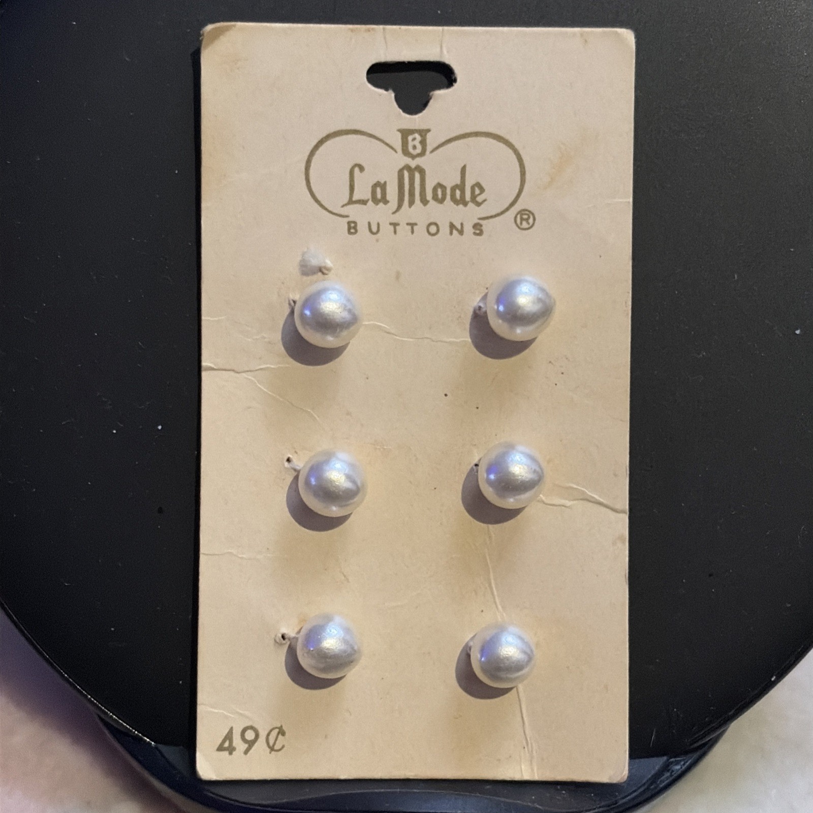 Vintage La Mode Pearl Buttons No 301 Size 12 5/16\