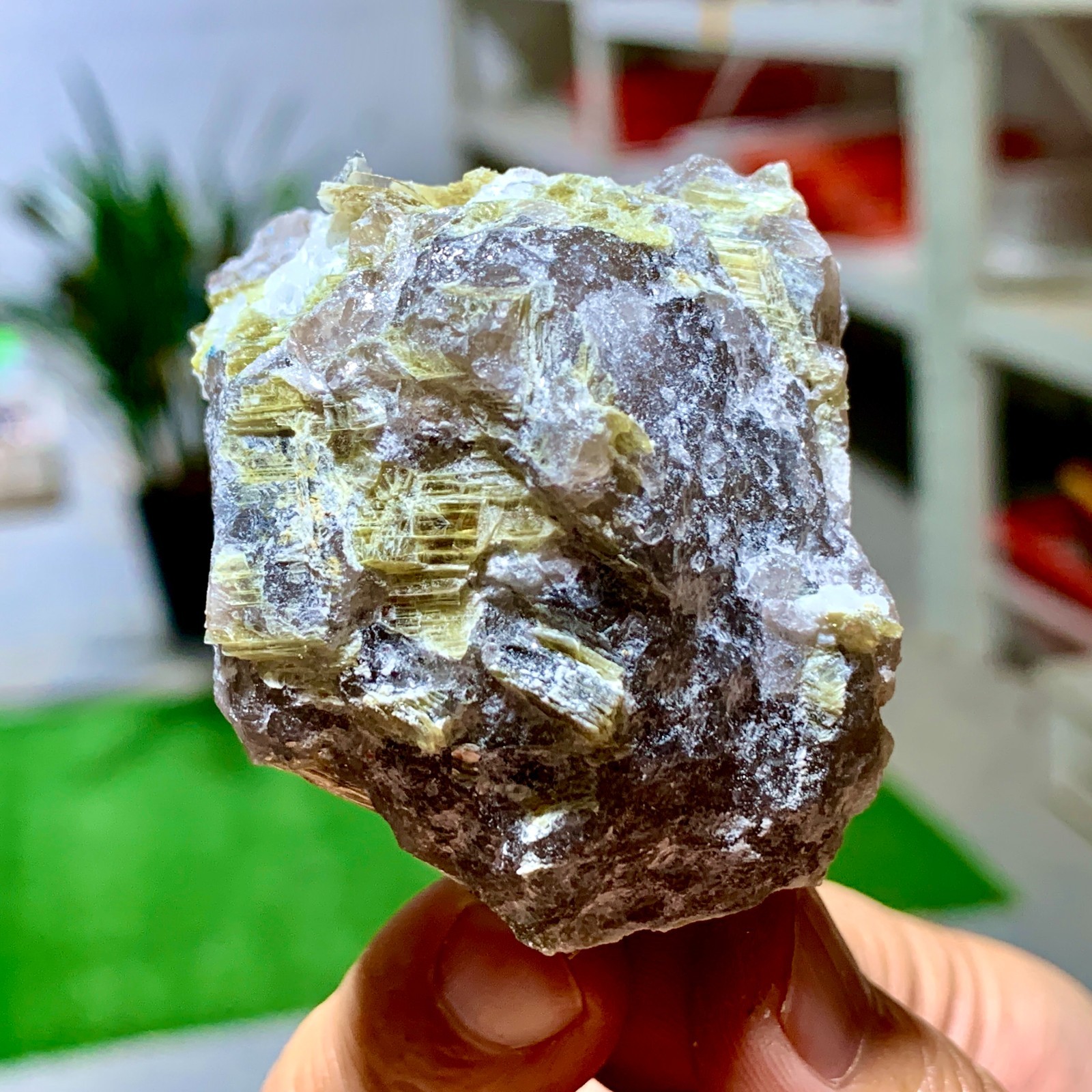 92G Natural golden lepidolite specimen Crystal Specimen Healing- Museum Grade