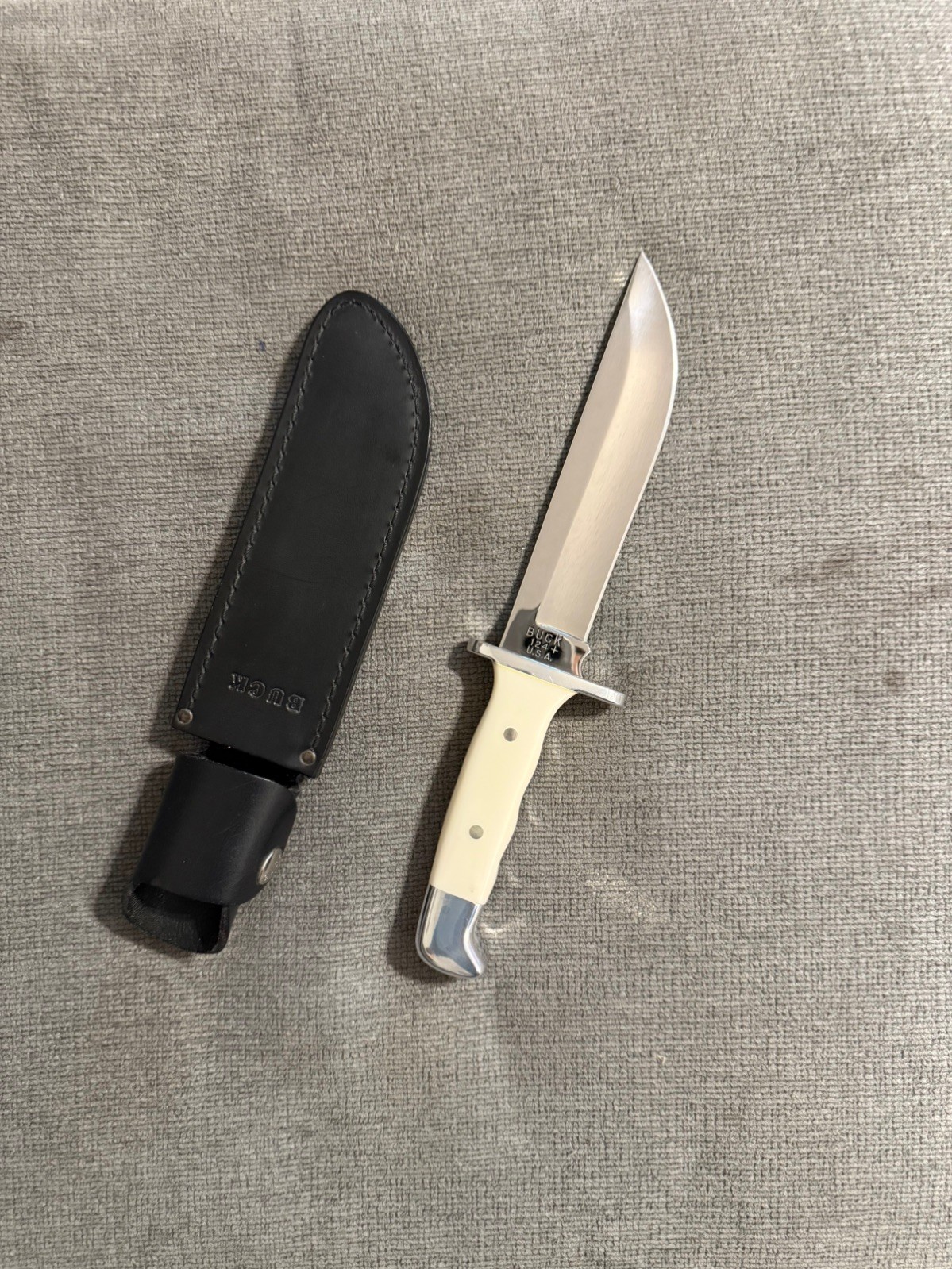 Buck 124 Knife Bowie Frontiersman Corian Rare 1991