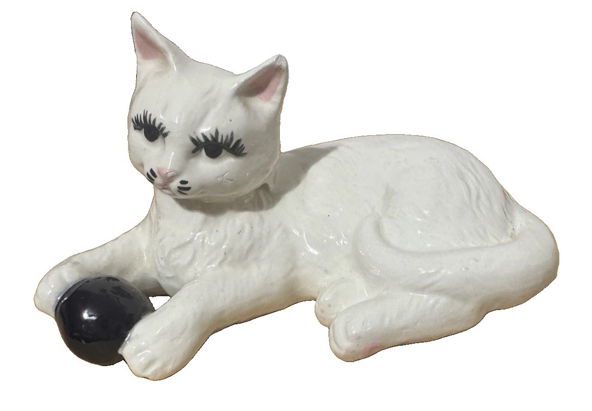 Vintage White Porcelain Cat Figurine Blue Eyes Eyelashes Reclining Repair 5.5\