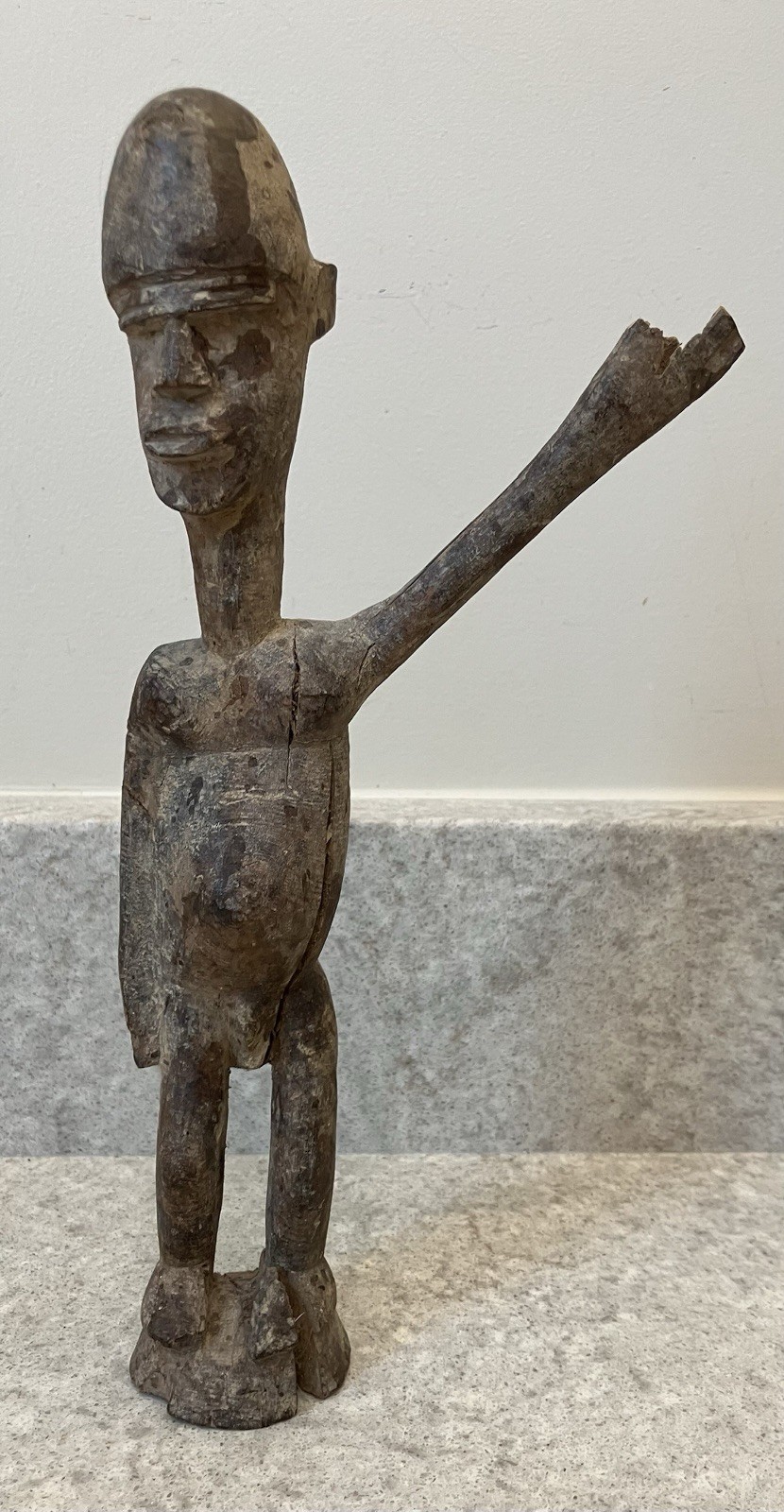 Lobi Bateba Shrine Figure with Raised Arm – Burkina Faso