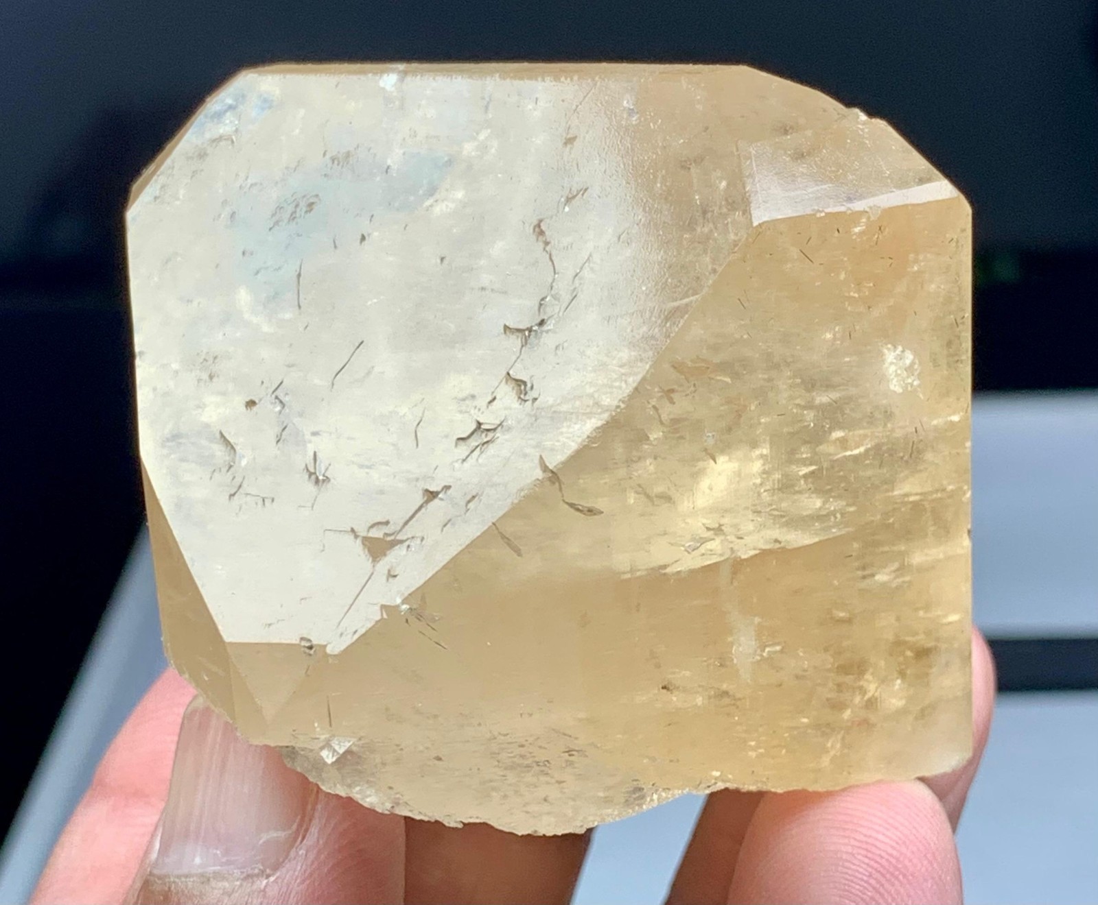 Large Natural Topaz Crystal 233g – Untreated Golden Champagne Color