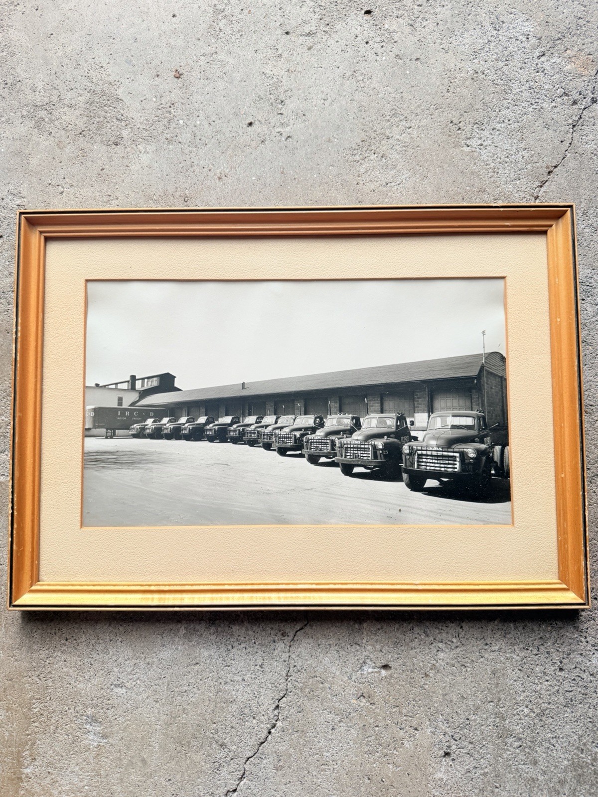 Vintage 1940’s GMC tucks Fleet Line IRCD freight Framed Photo