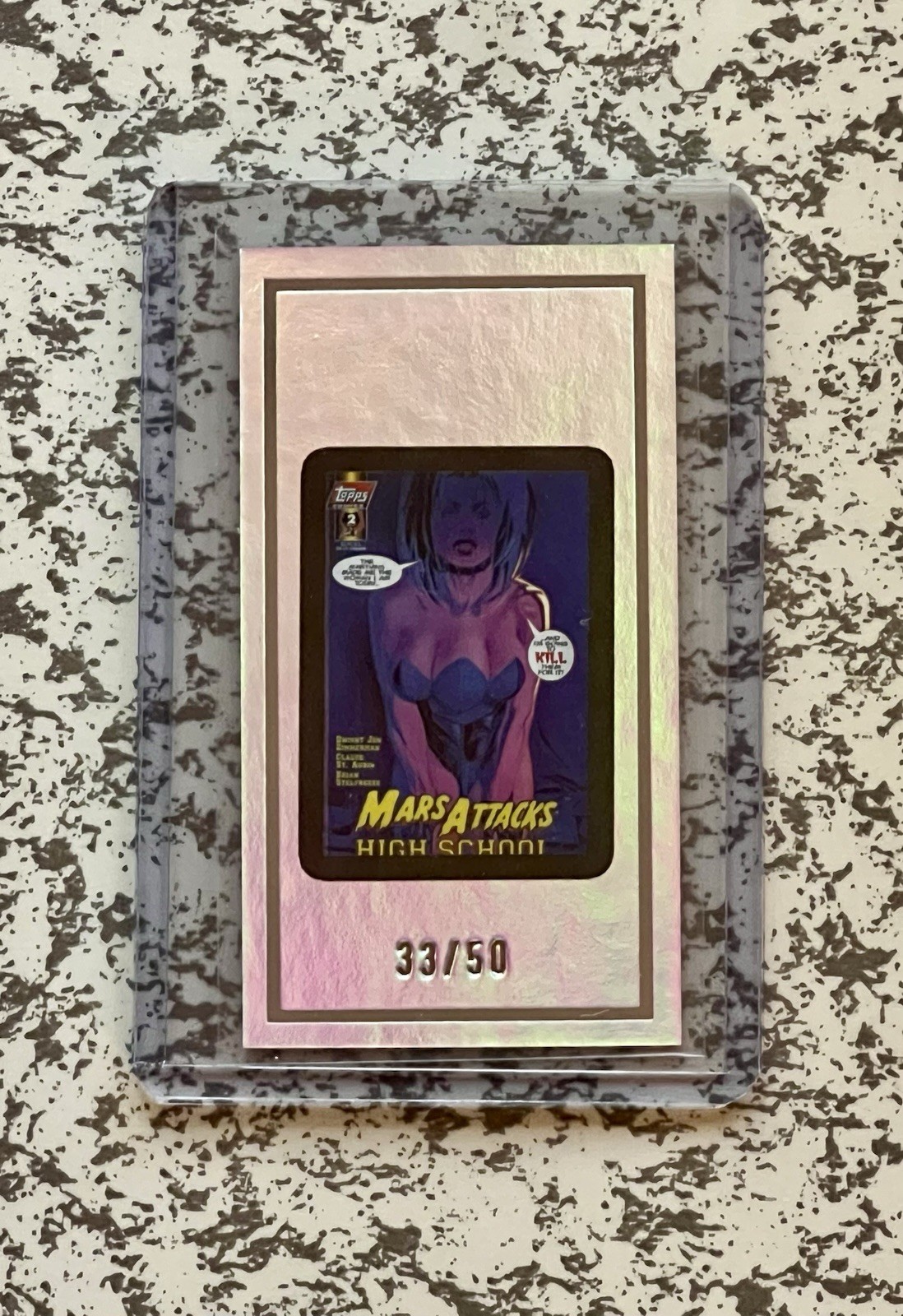 2026 Topps Mars Attacks Xmas Rainbow Foil Present Mini #33/50 SP No. PM-17