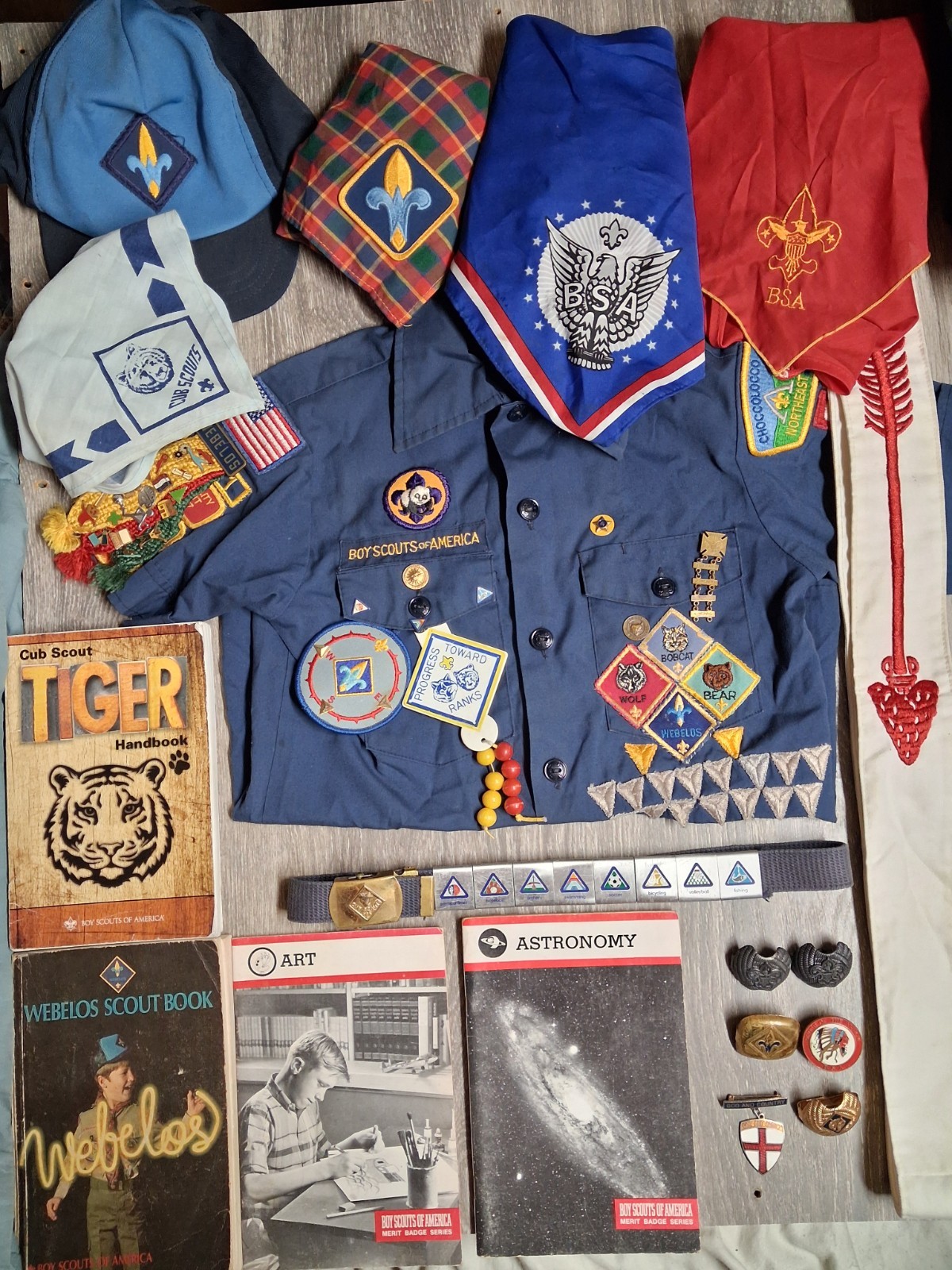 Vintage Boy Scouts Of America Memorabilia lot 139 Pieces 80's-90's 