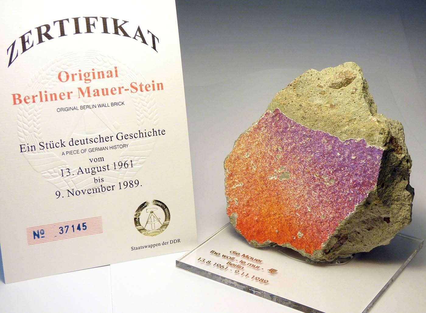 Authentic piece of the Berlin wall Extra large