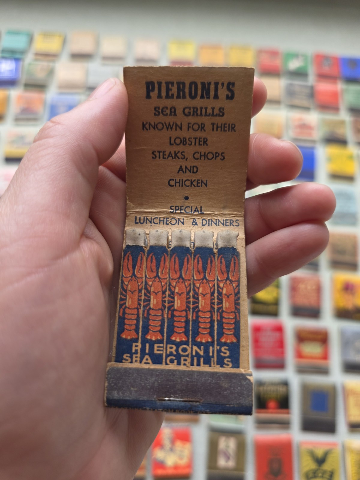 Lot Of 125 1930s, 1940s Matchbooks, Diners, Hotels, PinUp And MORE