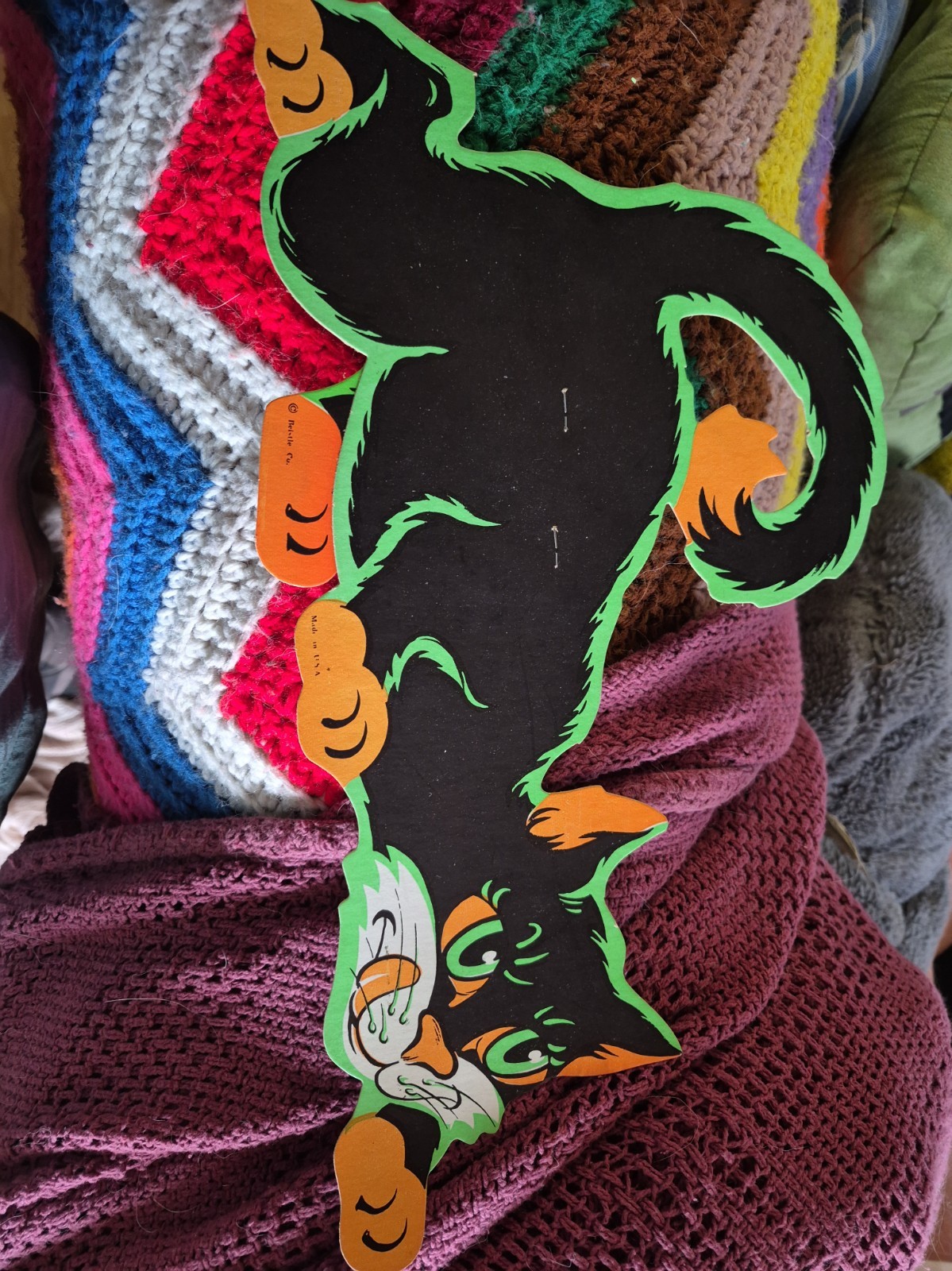 Halloween decoration vtg Beistle 1962 wall hang sign Black Cat witch jointed AC1
