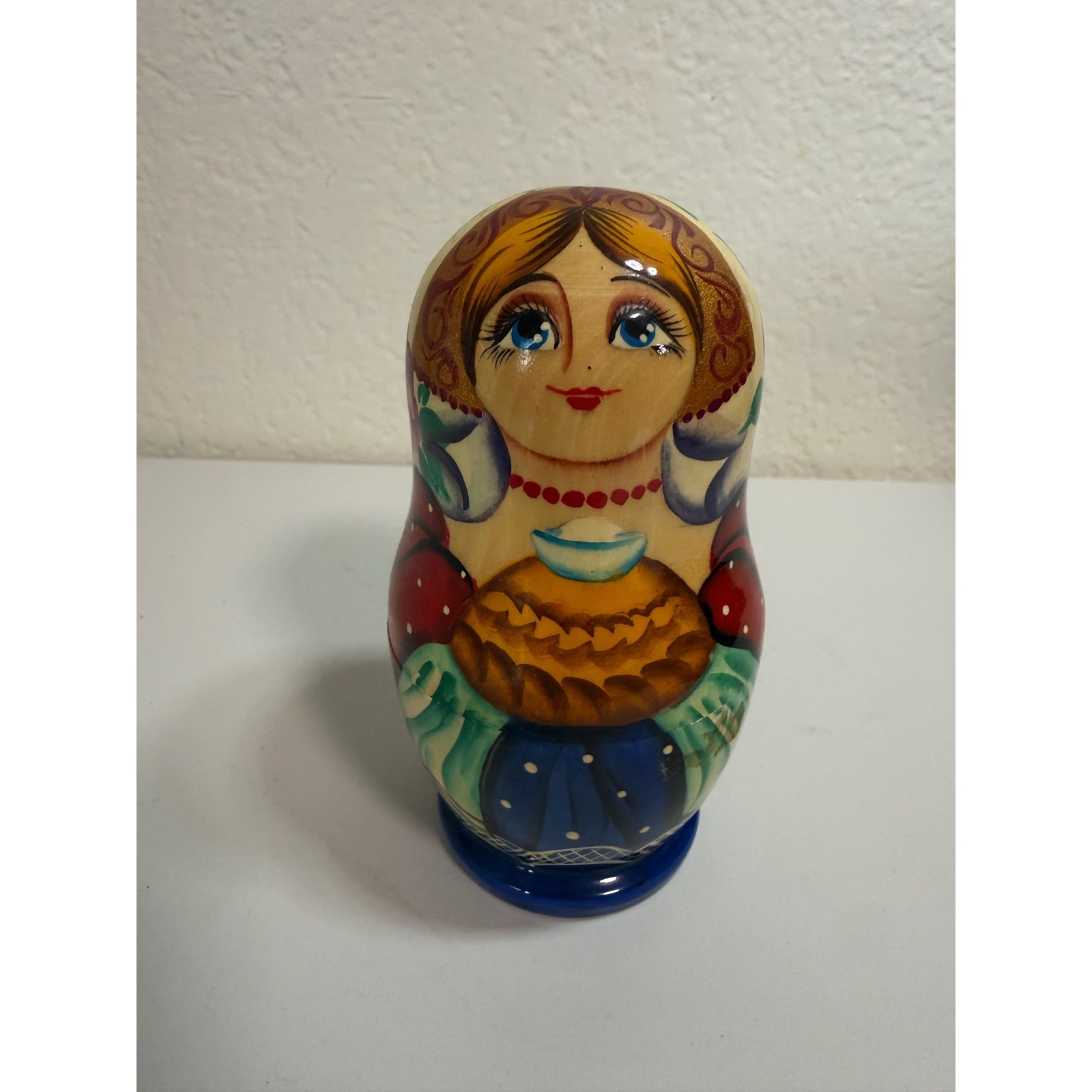 Vintage Russian Matryoshka Nesting Dolls Set 5 Piece Hand Painted Wood Folk Art