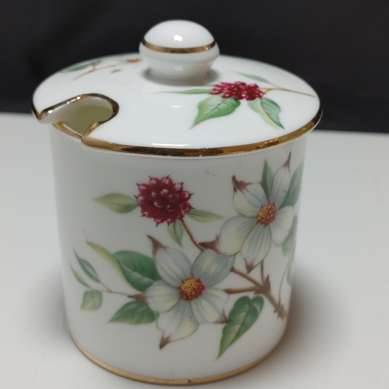 Vtg Hammersley \'Dogwood Blossom\' Jam Jar or Sugar Bowl w Lid Bone China R4