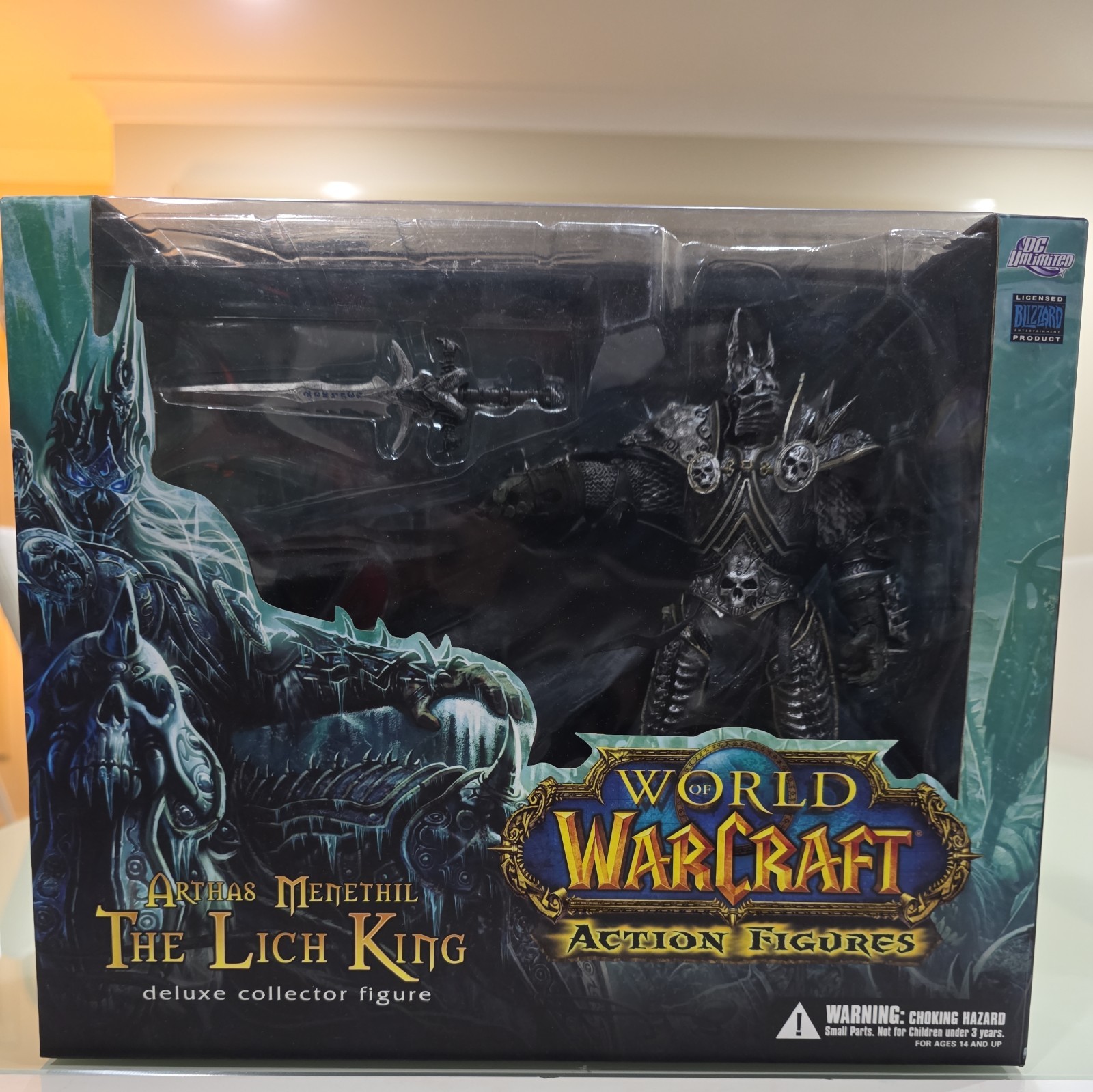 World of Warcraft Arthas Menethil The Lich King Deluxe Collector Figure Blizzard