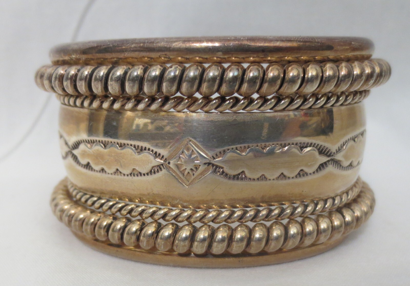 Vtg large  95 grams Sterling GAHE Southwestern Navajo 1.5\