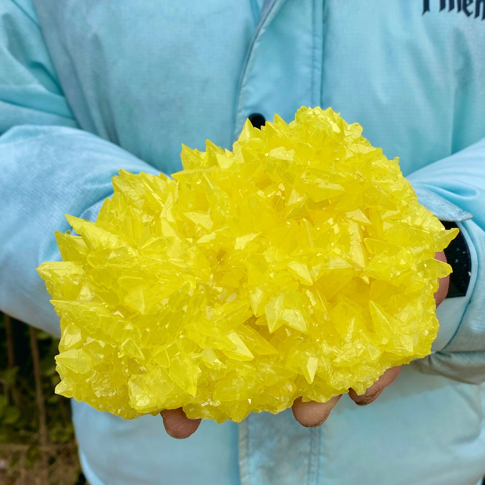 757G Rare yellow sulfur mineral specimen