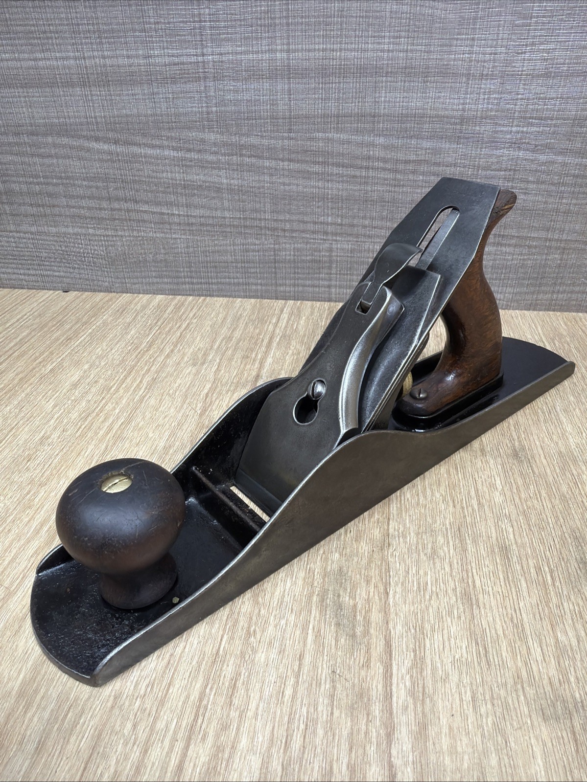 Antique Stanley L. Bailey Plane No. 5 Early Type Woodworking Tool USA Antique Stanley L. Bailey Plane No. 5 Early Type Woodworking Tool USA
