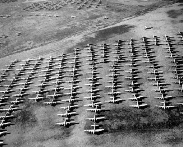 USAAF B-17 Flying Fortress Bombers Prepared D-Day Invasion 8x10 WWII Photo 657a