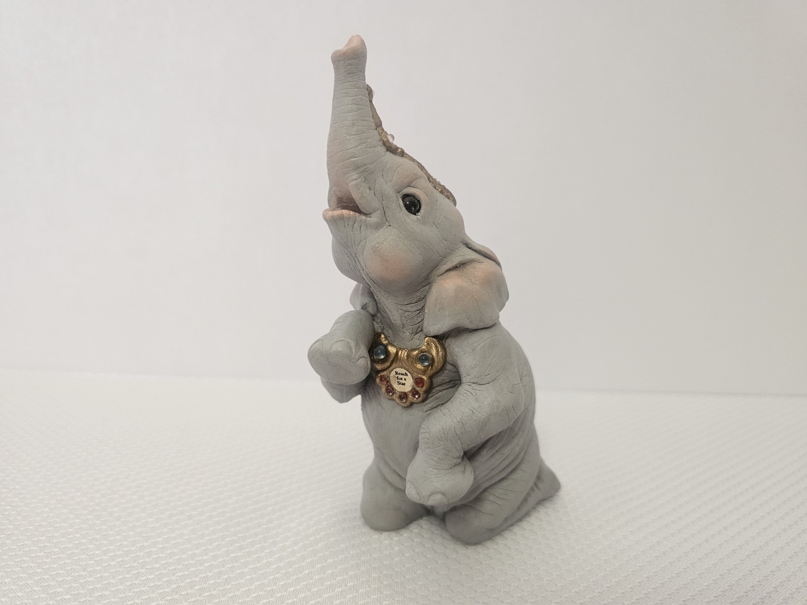Marty Sculpture Gems of Wisdom Elefant Reach for a Star #9006 Elephant Figurine