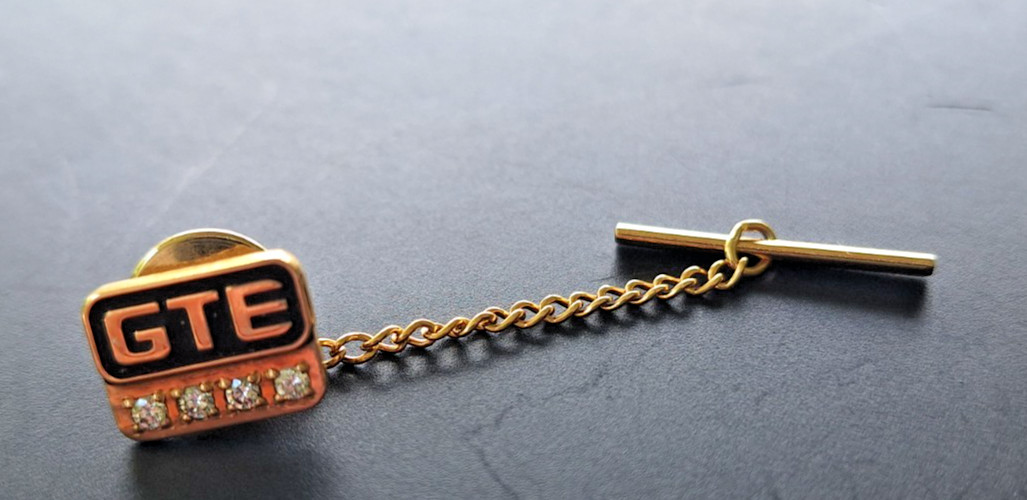 Vintage GTE 10K  Tie Tack Pin 4 Diamond Service Award with Gold Tone Bar Chain