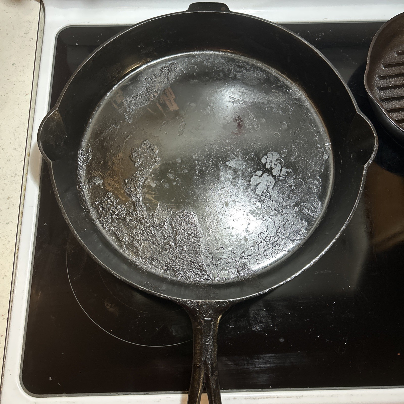 Antique Griswold 718 Cast Iron #14 Large Block Logo Skillet w/ Heat Ring READ