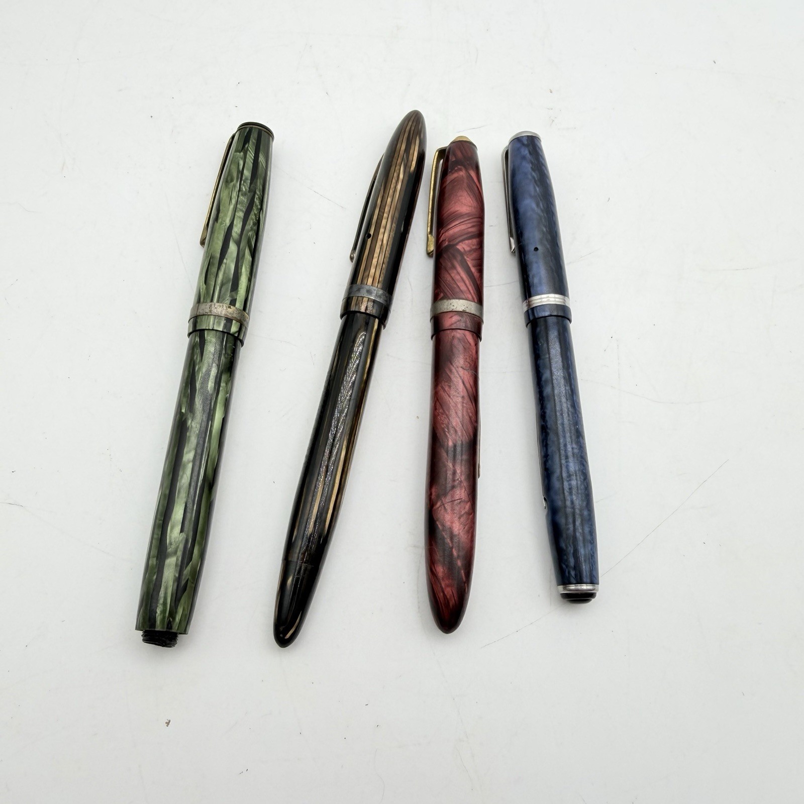 Lot 4 Vintage Celluloid Fountain Pens Sheaffer Lifetime Marbled Striped Parts