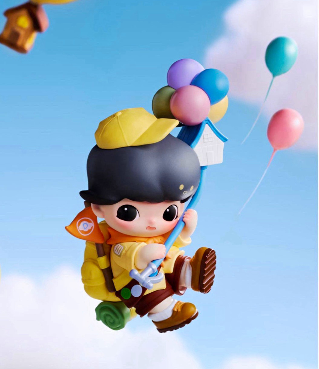Free Shipping POP MART DIMOO WORLD PIXAR Series - Dimoo as Russell