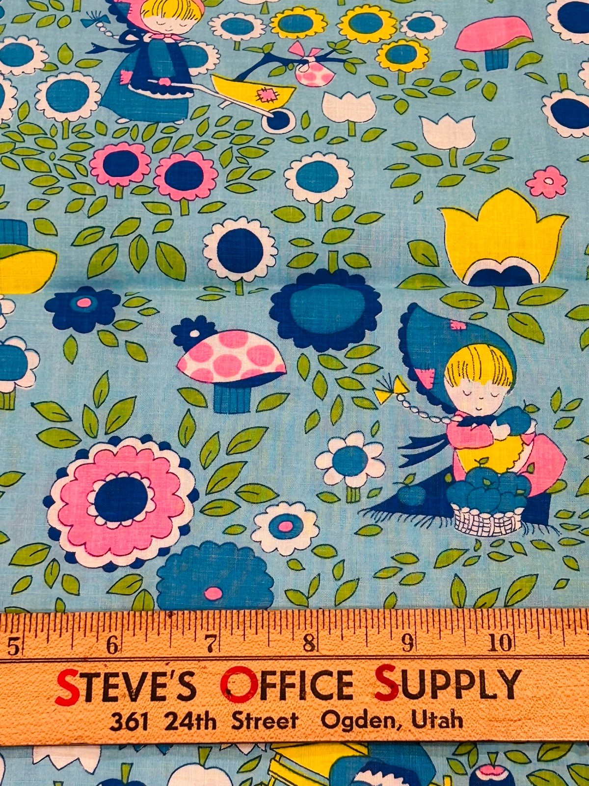 VTG 70s RETRO JAPANESE 100 INCH CUT DEADSTOCK BONNET GIRLS FLOWERS MUSHROOM 44”