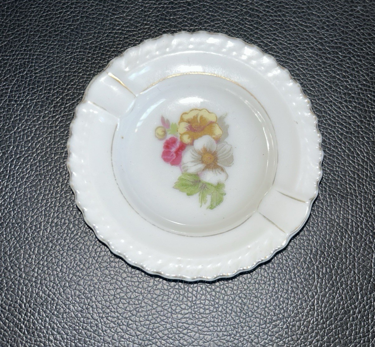 Vintage Grantcrest Floral Pattern China Japan Ashtray