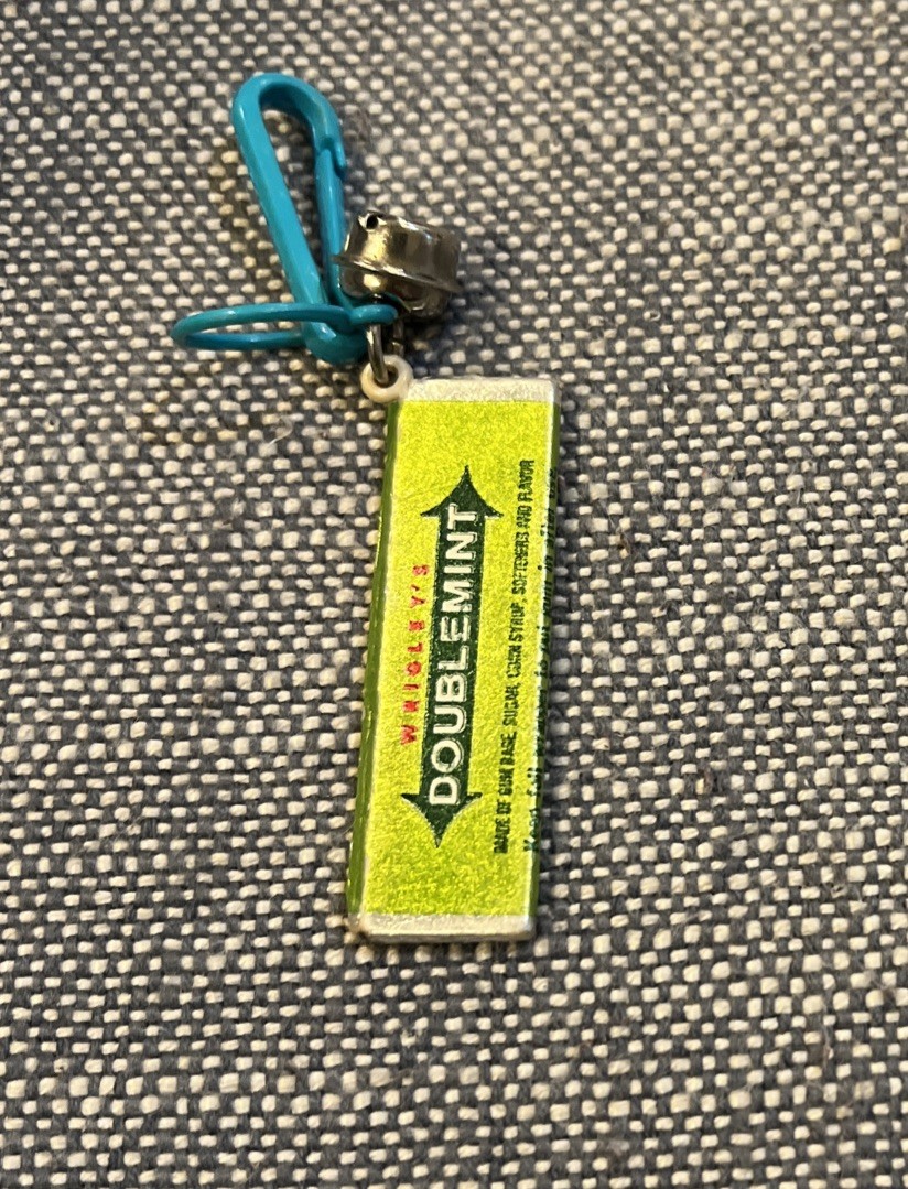Vintage 1980s Plastic Bell Charm Doublemint Gum For 80s Necklace