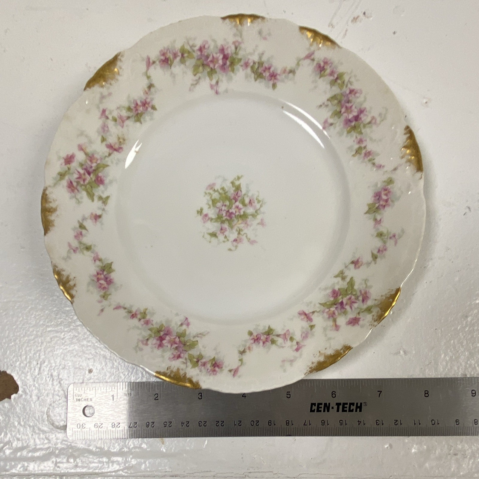 Theodore Haviland Limoges Dessert Plates Drop Rose Wreath Design 7 Inch