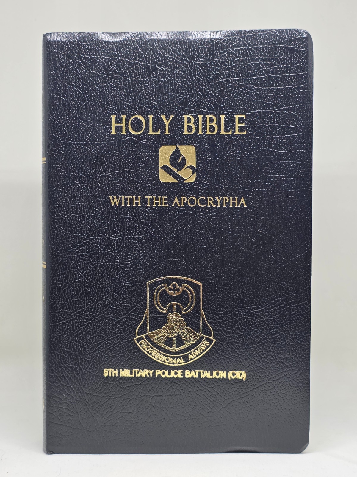 5th Military Police Battalion CID Holy Bible With Apocrypha NRSV Hendrickson Mil