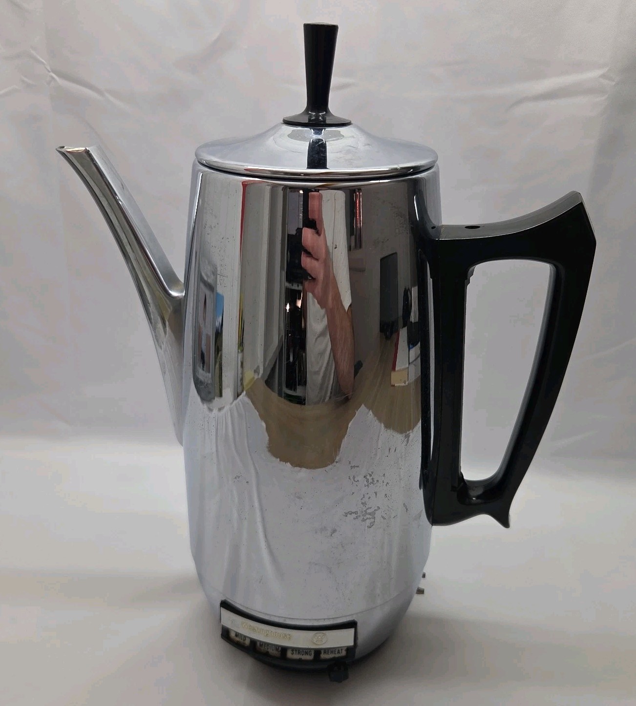 VTG WESTINGHOUSE 10 CUP ELECTRIC PERCOLATER-NOS