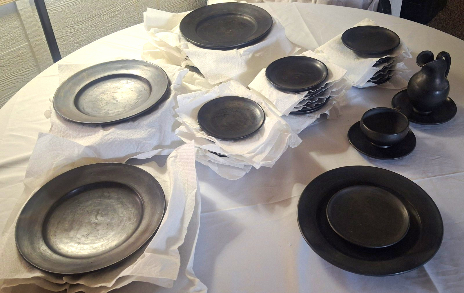 LARGE 36 Piece Lama Oaxaca Barro Negro Dinnerware Set. 