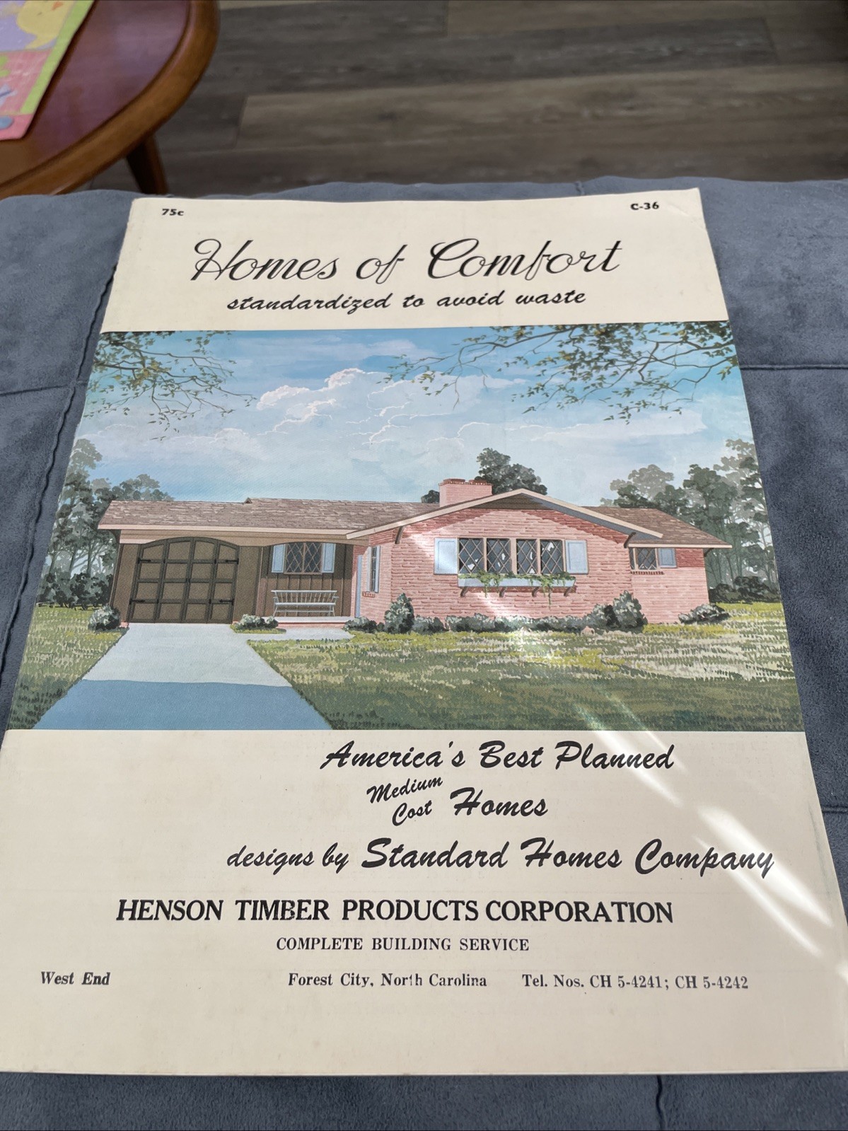 VINTAGE 1960\'s STANDARD HOMES HOUSE ARCHITECTURAL FLOOR PLAN CATALOG