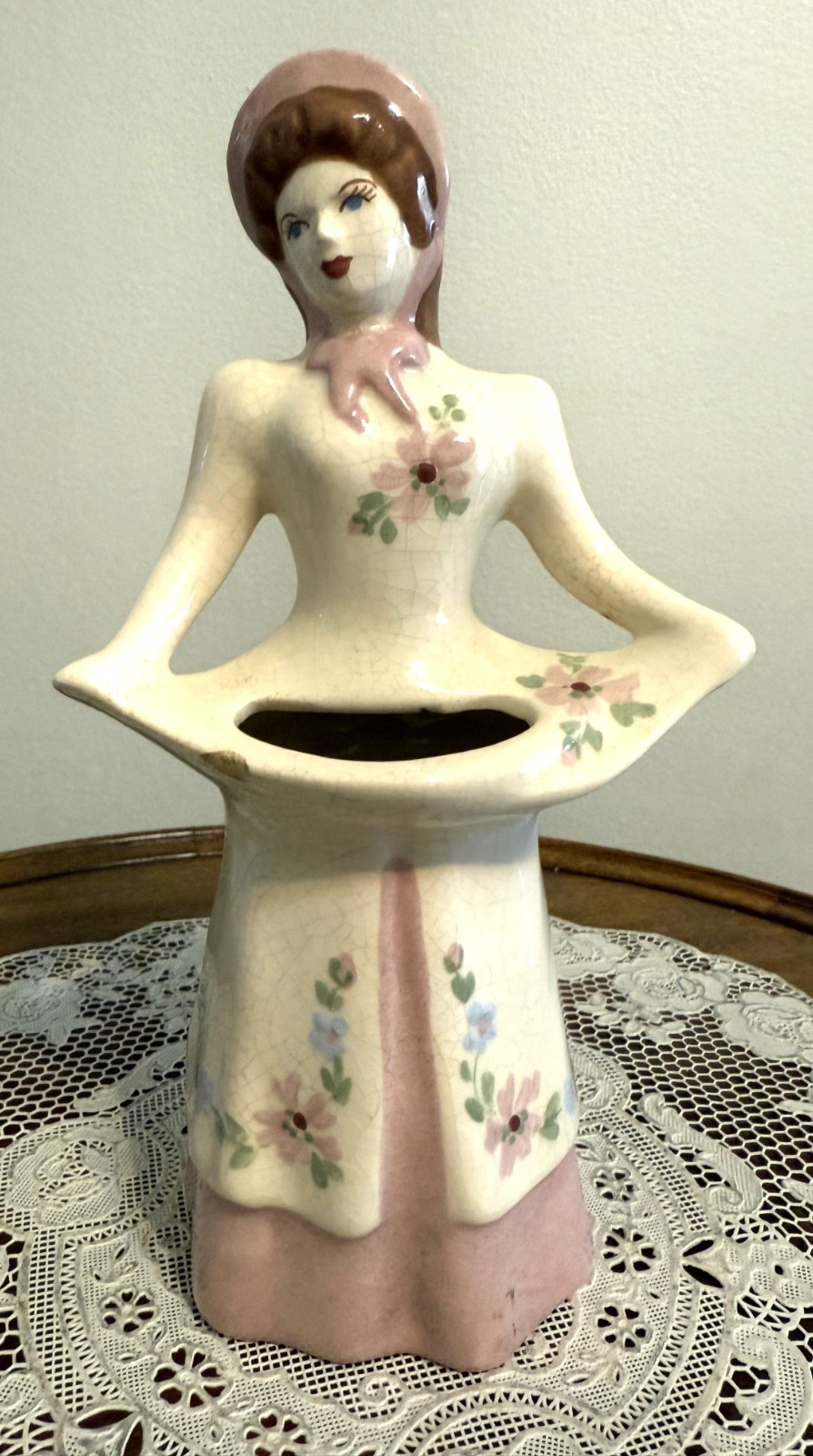 Vintage Ceramic Lady Napkin & Flower Holder Pink Bonnet Figurine 10\