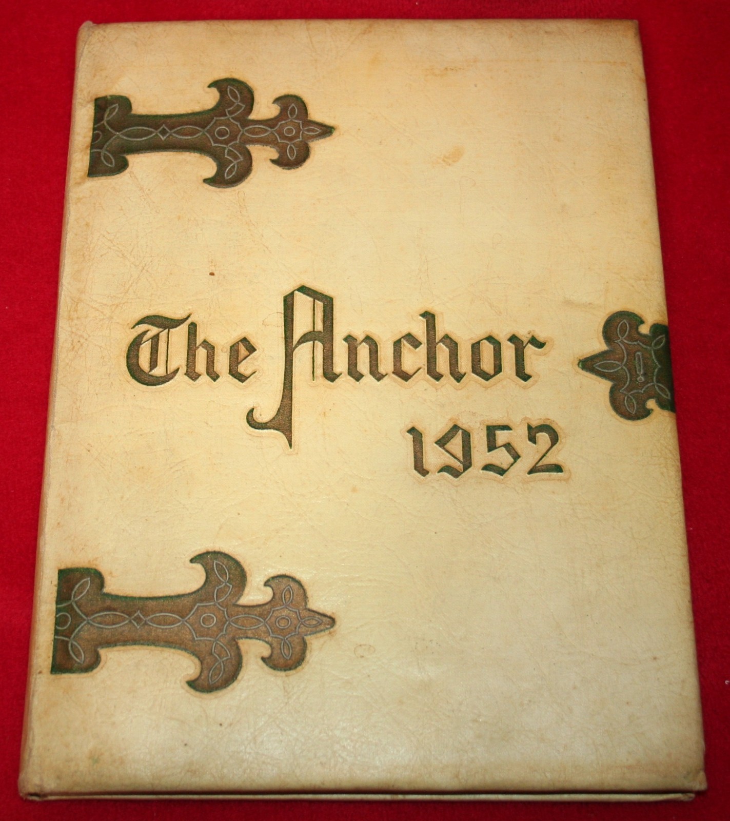 1952 SOUTH KINGSTOWN HIGH SCHOOL Wakefield, Rhode Island Yearbook Annual ANCHOR