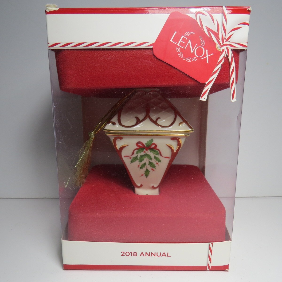 Lenox 2018 Annual Holiday Christmas Ornament in Box 5.8\