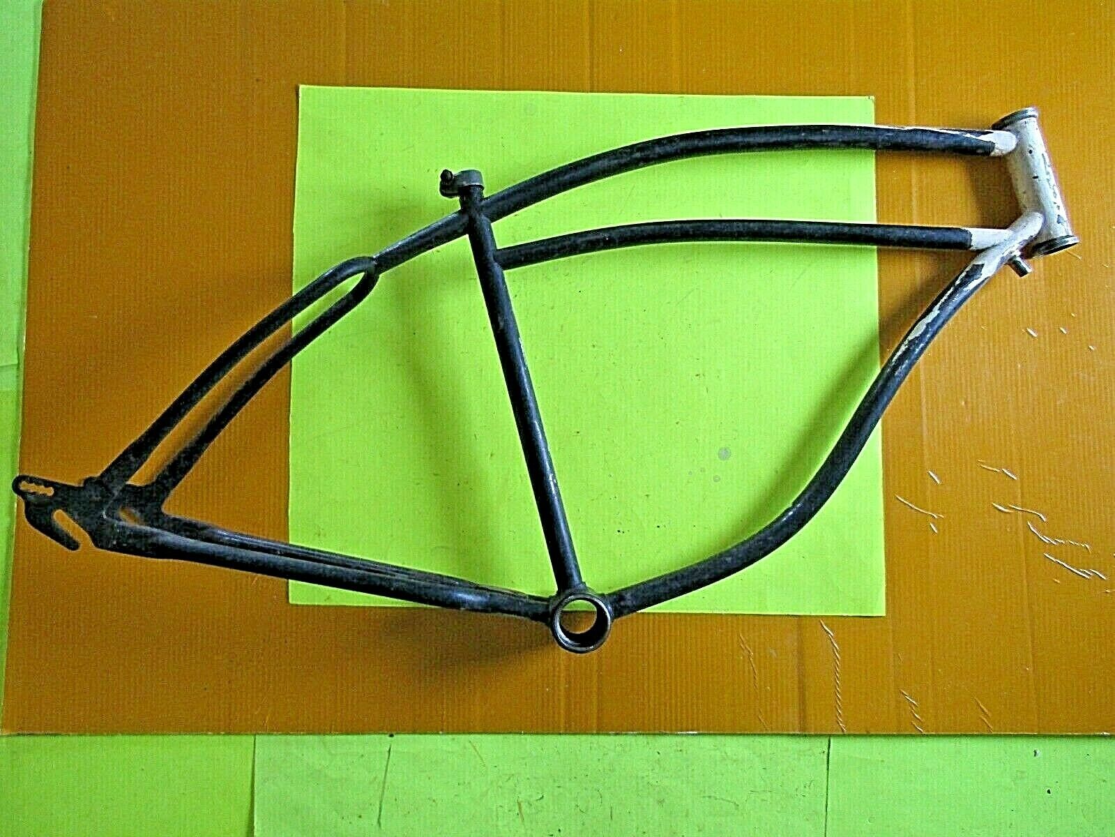 USED OLD HAWTHORNE BOYS BICYCLE FRAME FOR 26\