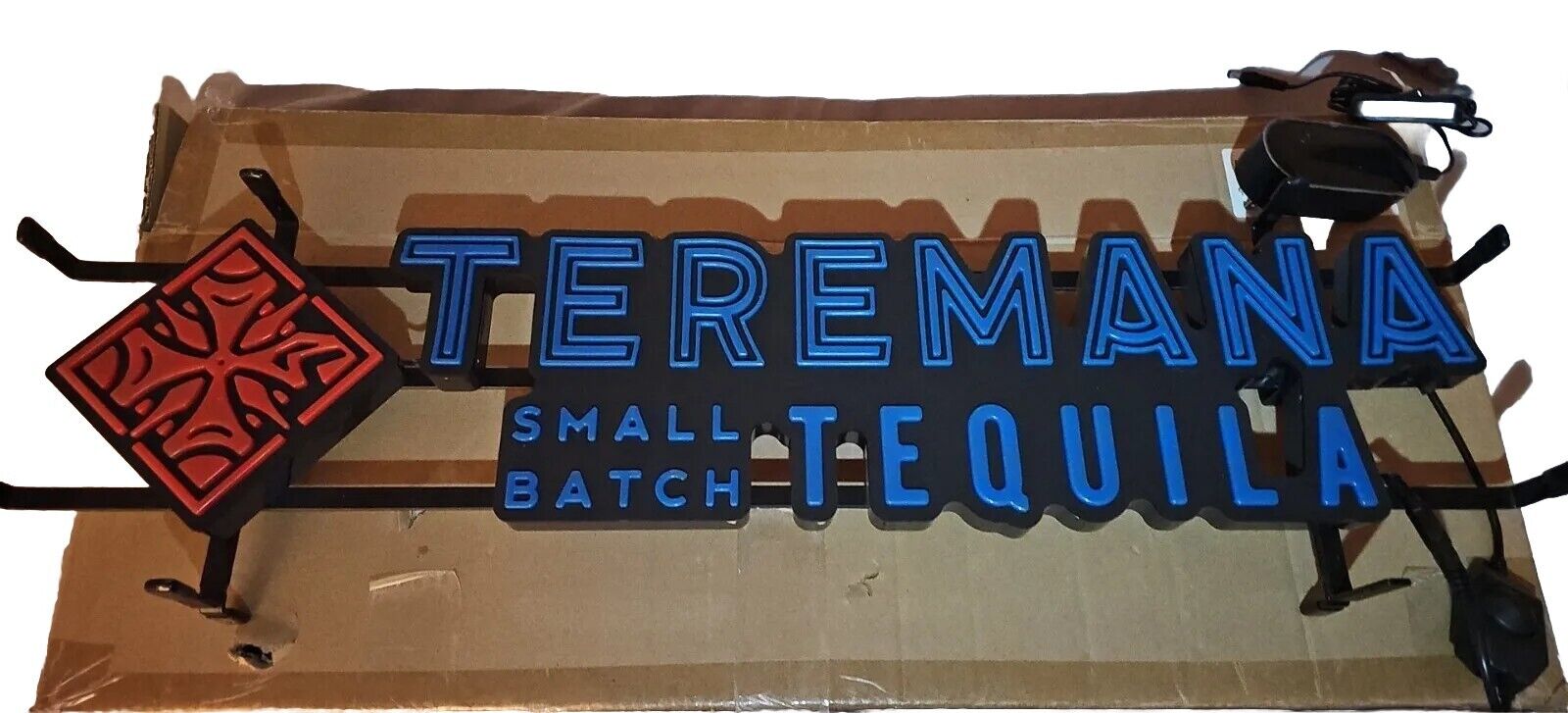 TEREMANA TEQUILA LED SIGN SMALL BATCH TEQUILA LIGHT SIGN MAN CAVE GARAGE New 