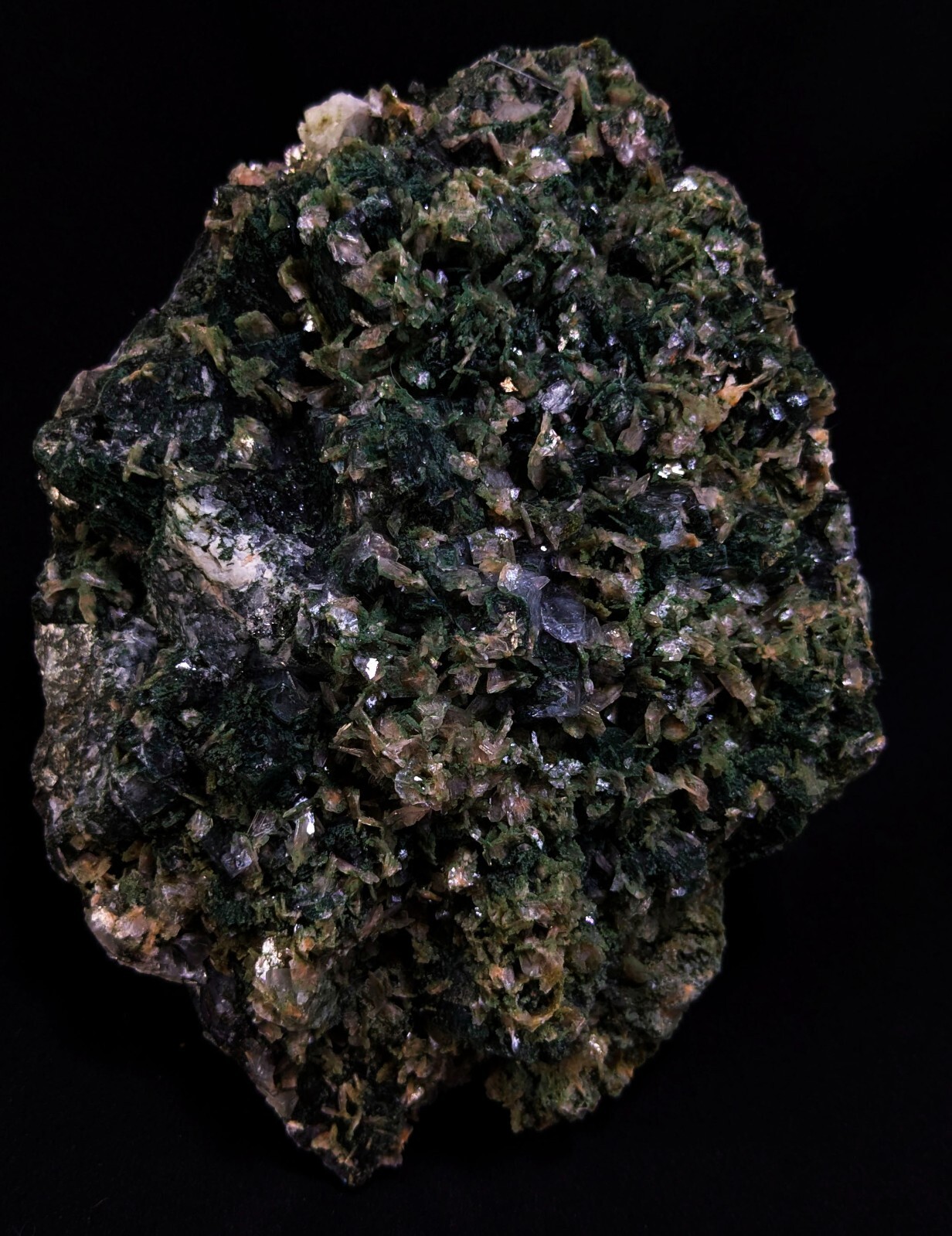 Marshy Green Heulandite Bleads W/ Stilbite bleads formation of Indian mineral