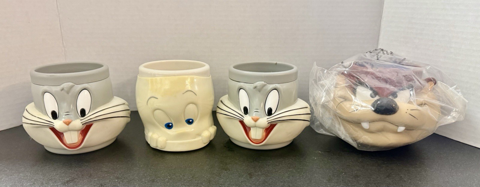 Vintage 1992 Looney Tunes 3D Mugs Bugs Bunny Casper Taz Devil NOS Lot 4